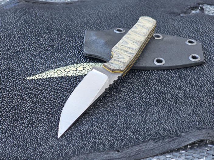611 EDC Stahl Böhler M390 Griff Canvas Micarta Länge 185 Klinge 90 PREIS 340€ 611 EDC Stahl Böhler M390 Griff Canvas Micarta Länge 185 Klinge 90 PREIS 340€