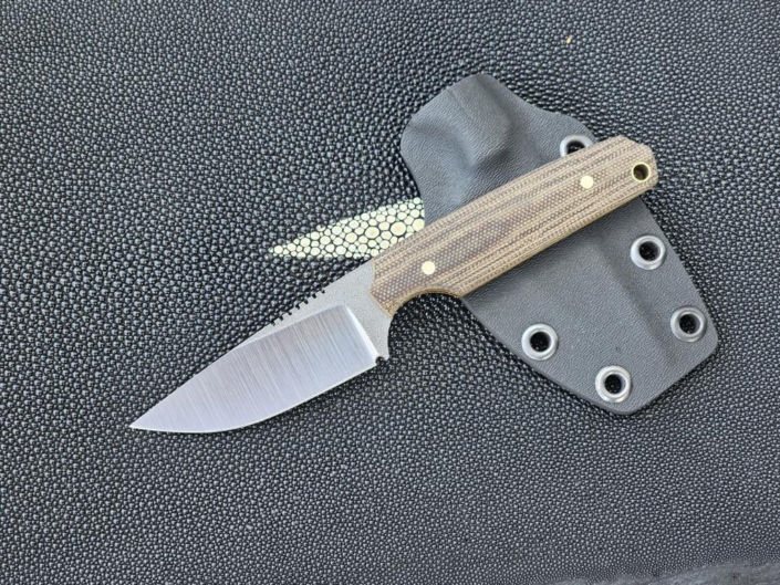 612 EDC Stahl Böhler M390 Griff Canvas Micarta Länge 180 Klinge 83 PREIS 350€ 612 EDC Stahl Böhler M390 Griff Canvas Micarta Länge 180 Klinge 83 PREIS 350€
