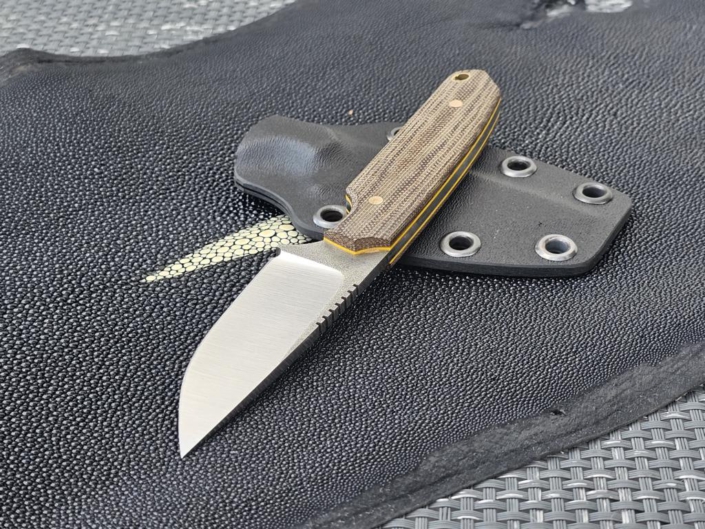 612 EDC Stahl Böhler M390 Griff Canvas Micarta Länge 180 Klinge 83 PREIS 350€ 612 EDC Stahl Böhler M390 Griff Canvas Micarta Länge 180 Klinge 83 PREIS 350€