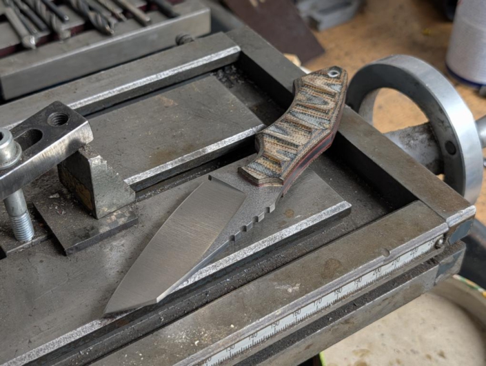 625 EDC Stahl Böhler M390 Griff Canvas Micarta Länge 180 Klinge 85 PREIS 350€ 625 EDC Stahl Böhler M390 Griff Canvas Micarta Länge 180 Klinge 85 PREIS 350€